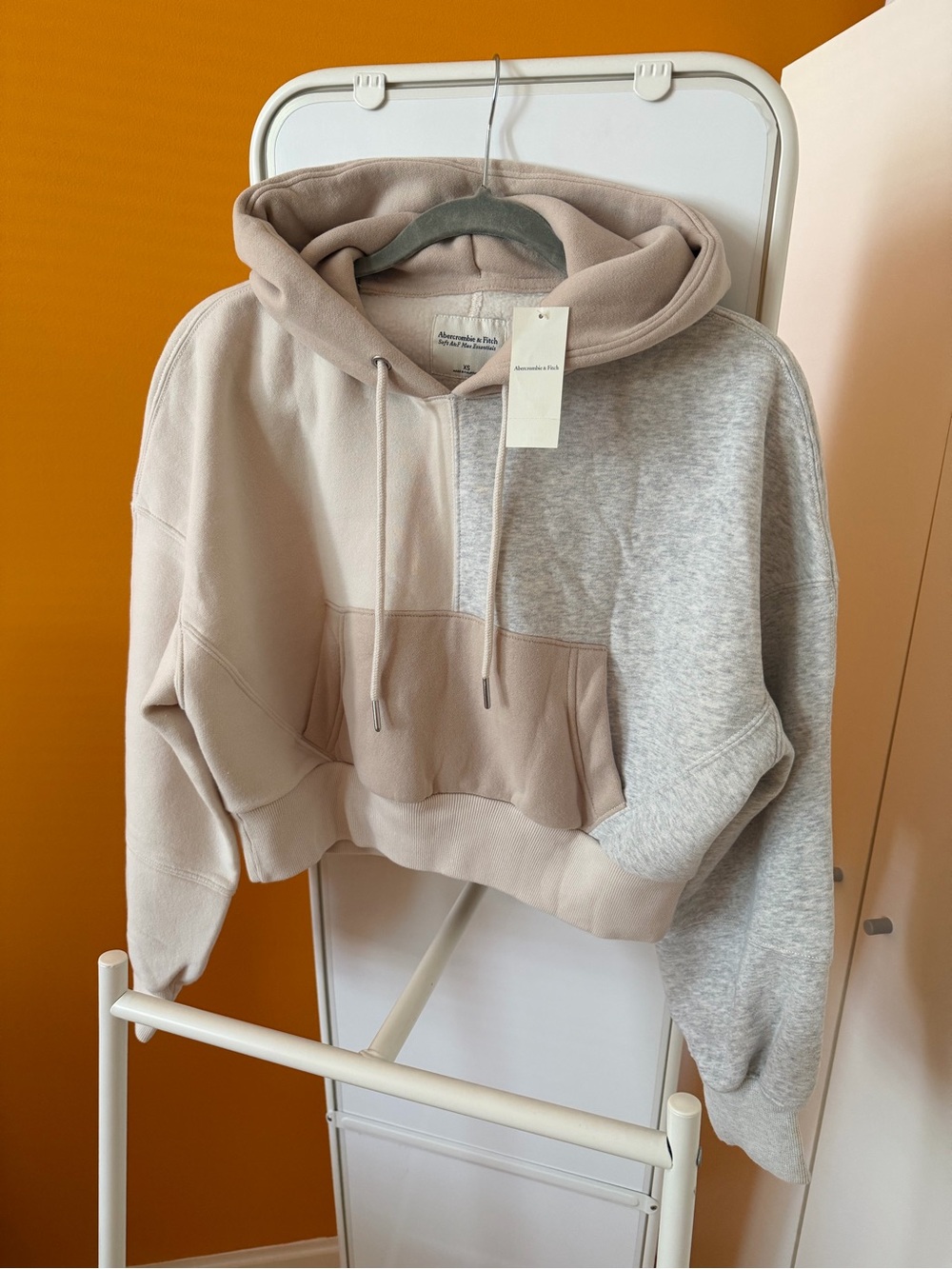 Abercrombie & Fitch beige and gray cropped hoodie